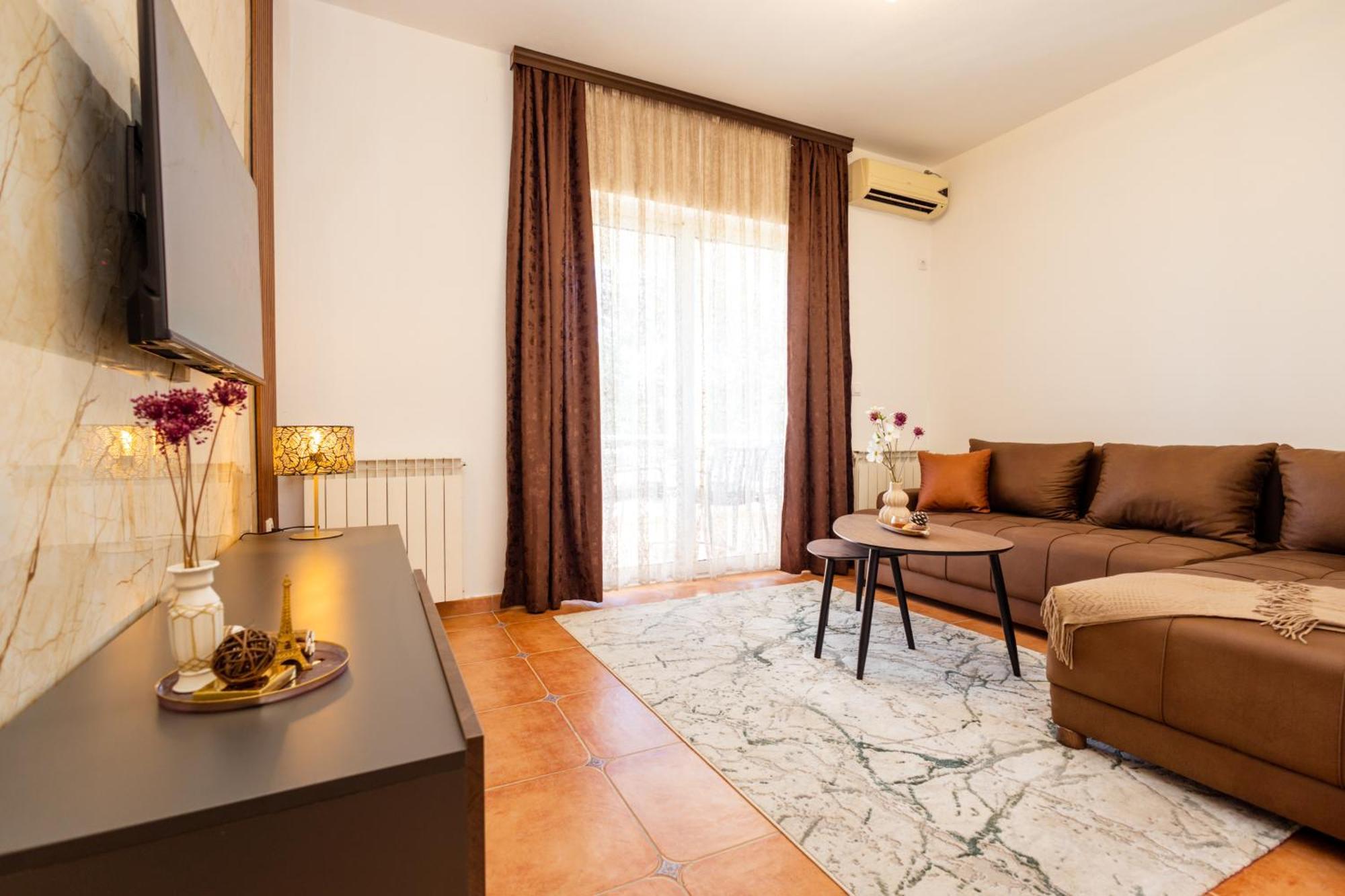Apartments Gucci Ulcinj Pokoj fotografie